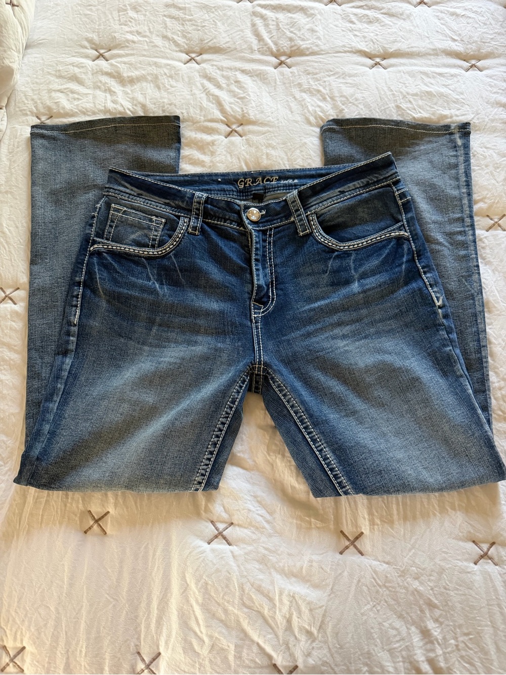 Grace in LA Women’s Mid-Rise Blue Denim Jeans - HEMMED